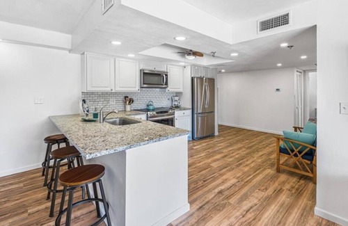 Pinellas Point House | Centrally Located Water View