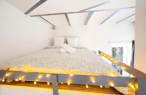 Valence Apartment | Centre Historique - Terrasse - Parking à proximité