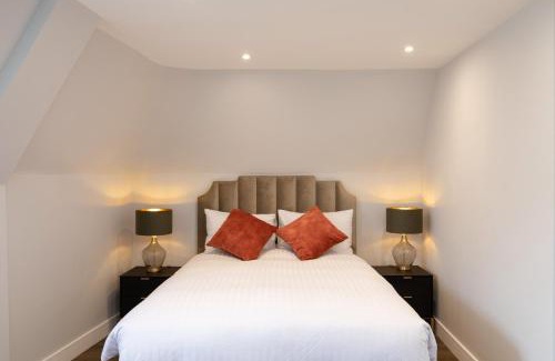 St. Johns Wood Apartment | Centre London Flat 2BDR AC Sleeps 4 Family Only