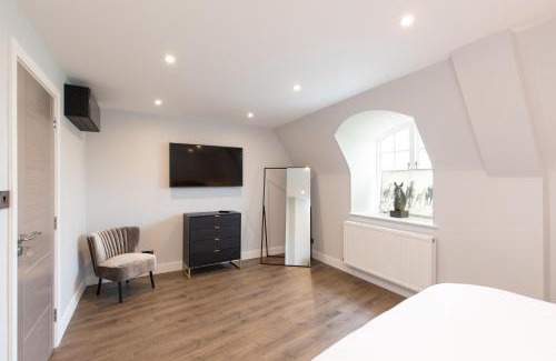 St. Johns Wood Apartment | Centre London Flat 2BDR AC Sleeps 4 Family Only