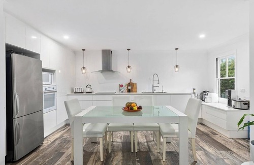 Kangaroo Valley Villa | Centre of the Village