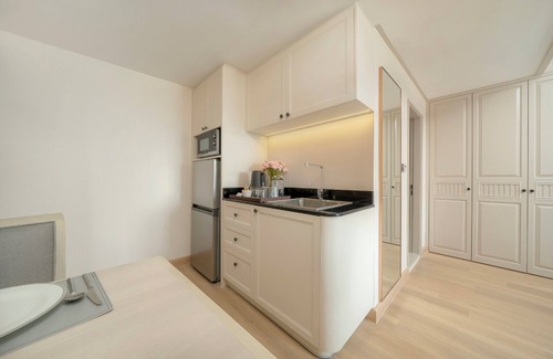 Nana Hotel | Centre Point Sukhumvit 10