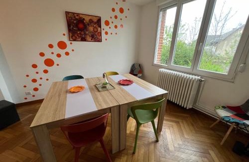 Valenciennes Apartment | Centre ville 2 chambres 4voyageurs appartement rénové