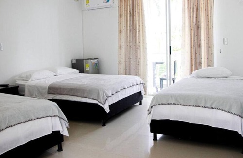 San Jose del Guaviare Hotel | Centro Vacacional Las Palmas