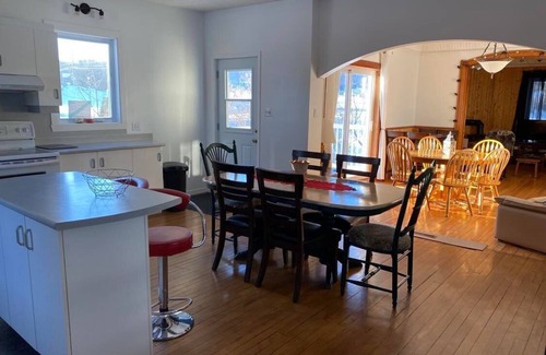St-Augustin-de-Woburn House | Century home for rent, bid family-friendly, near Mont Mégantic, Sugarloaf