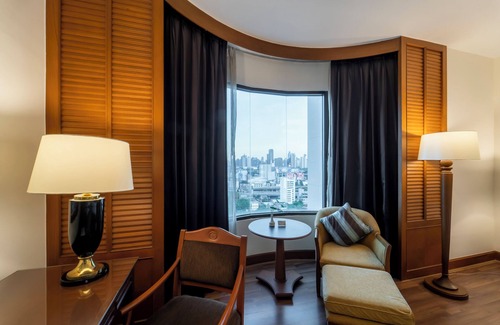 Ratchathewi Hotel | Century Park Hotel
