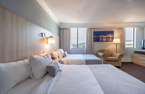 Downtown Vancouver Hotel | Century Plaza Hotel
