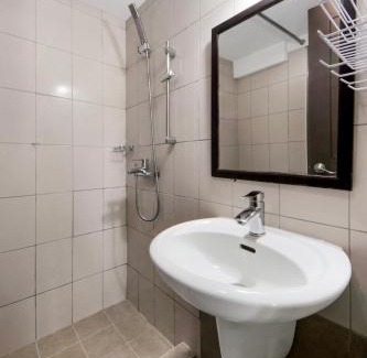 Urdaneta Hotel | CEO Flats