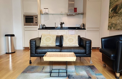 Bread Street Apartment | CEO of Still Life St Paul