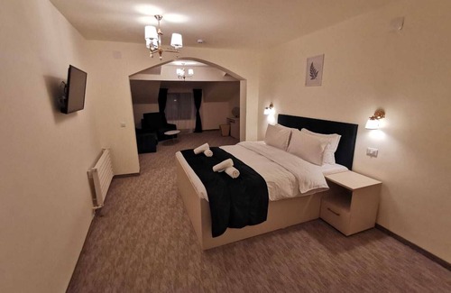 Rasnov Hotel | Cerbul Chalet