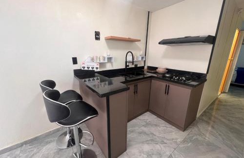 Constanza Apartment | cerca de los mejores restaurantes I TV l Wifi