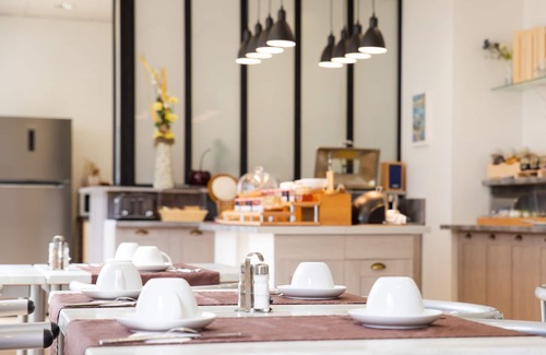 Lannion Apartment | Cerise Lannion