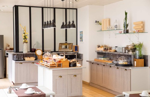 Lannion Apartment | Cerise Lannion