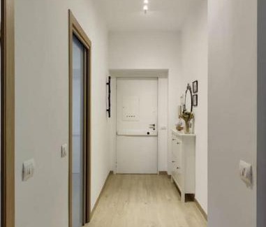 Cagnola Apartment | Certosa District Apartment 2