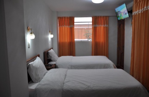 Lake Titicaca - Puno Hotel | CESAR'S HOTEL PERU