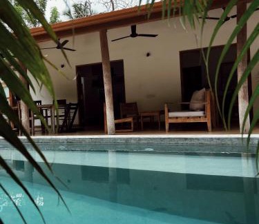 Weligama Hotel | Ceylon Sliders