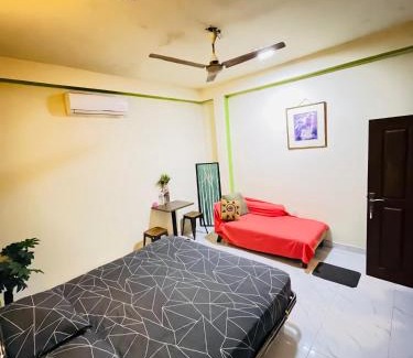 Kimbulapitiya Bed & Breakfast | Ceylonia Airport Transit Villa CMB