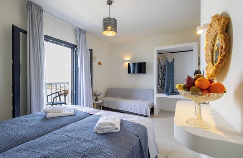 Maragas Hotel | Cezaria Naxos Hotel