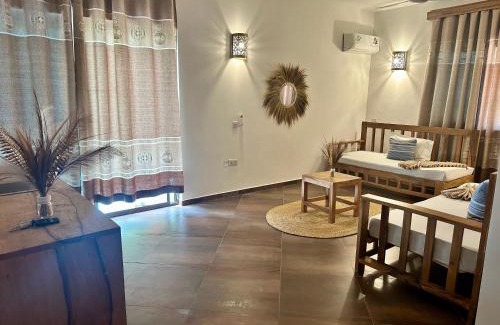 Paje Hotel | CeZeRe THE PALM HOTEL