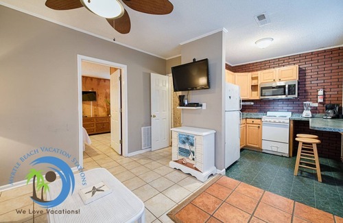 Cherry Grove Beach Cottage | CG Beach Bungalow #2