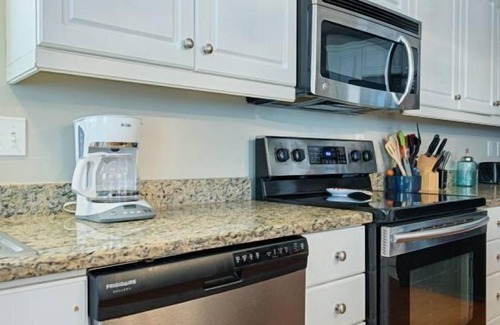 Cherry Grove Beach Condo | CG Cottage Up