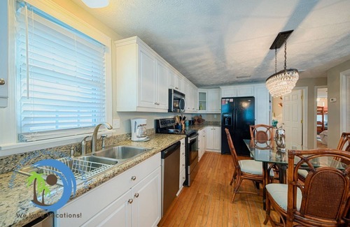Cherry Grove Beach Condo | CG Cottage Up