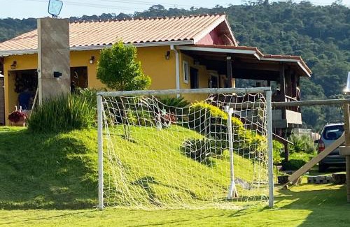 Atibaia House | Chácara Cantinho Verde Com piscina, churrasqueira e Playground,