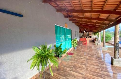 Itaucu House | Chácara de lazer em Ordália com piscina aquecida e lago de pesca