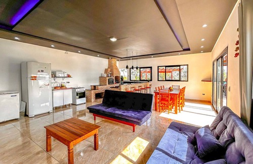 Mairinque House | Chácara incrível com churrasqueira em Alumínio/SP