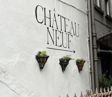 Newark Apartment | Château 9 Neuf