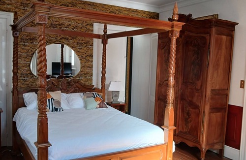 Mons-Boubert Other | Château Baie de Somme sleeps 10 in four-poster beds