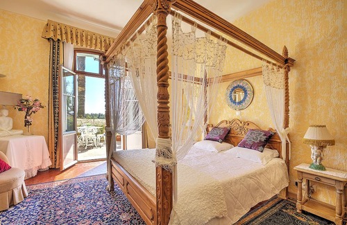La Croix-Valmer Hotel | Château de Meï-Lésé