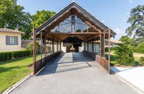 Saint-Laurent-des-Combes Bed & Breakfast | Château Bellefont-Belcier