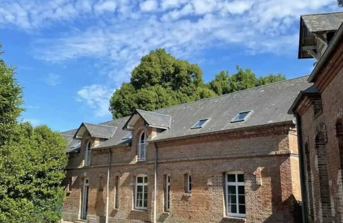 Quesnoy-le-Montant Apartment | Château Le Bas Bleu, Maison La Souveraine: 6 people