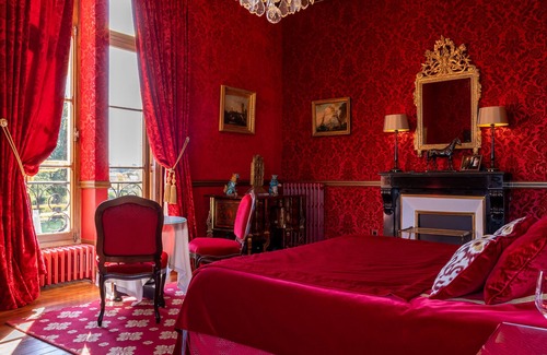 Pessac Bed & Breakfast | Château Pape Clément - Bernard Magrez Luxury Wine Experience