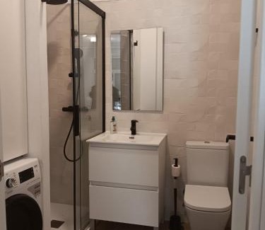 Almenara Apartment | CH Plaza Castilla 2
