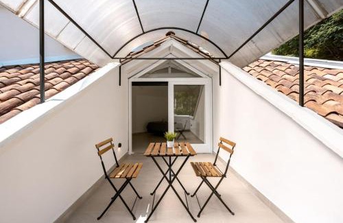Alejandria House | CH105 Poblado 7BR Villa Jacuzzi AC 24 hours Security