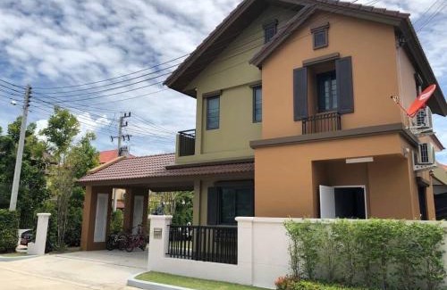 Nong Chaeng Villa | Cha Am Tuscany