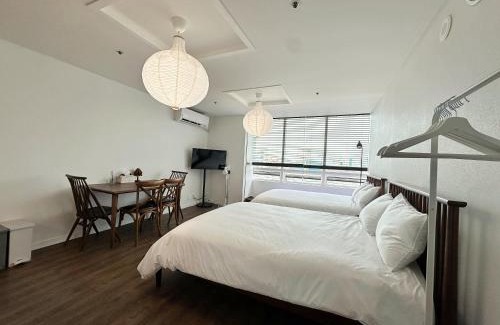 Mapo Apartment | CHACHA Stay 초코 Hongdae Apartment 1min to station 弘大 ホンデ