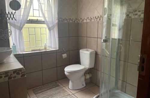 Langenhoven Park Apartment | Chadré Guesthouse