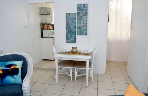 Maxwell House | Chadville Barbados