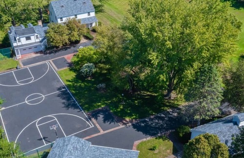 McHenry House | Chain O'Lakes Group Getaway-The Johnsburg Estate