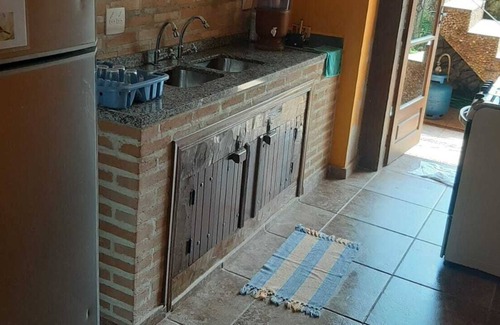 Centro Comercial Ski Chalet | Chalé com Piscina e Churrasqueira, Ilhabela