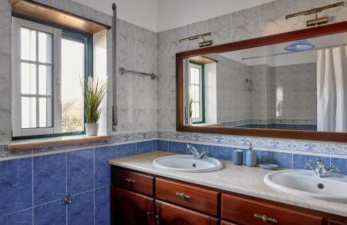Peniche House | Chalé da Malvarosa