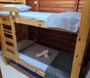Itu House | Chalé frente para o lago - Camping Carrion