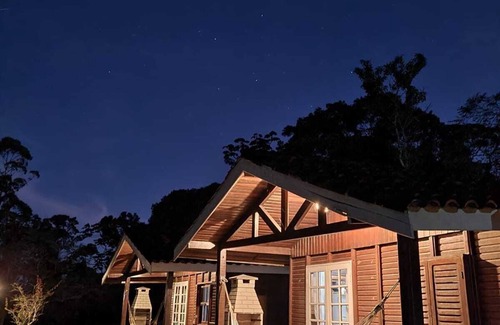 Juquitiba Ski Chalet | Chalé Ipê Amarelo, Dentro da Mata Atlântica, 1hr de SP - Petfriendly