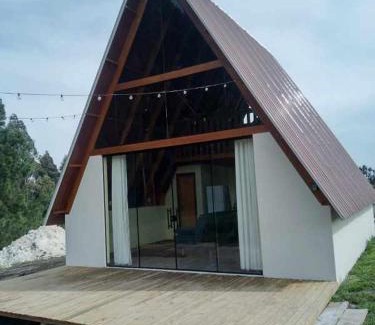 Palmeira Ski Chalet | Chalé Raio de Sol