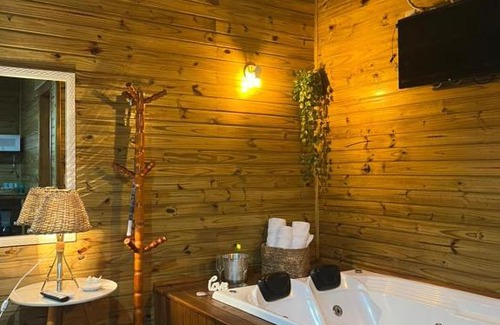 Praia Grande Hotel | Chalé Vó Nica