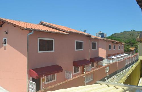Ipiranga House | Chalés por temporada no Villagio Santa Mônica, em Caraguatatuba