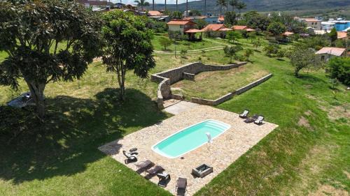 Carrancas Ski Chalet | Chalés Vila Carrancas - Ao lado do centro com piscina, cozinha completa e muita tranquilidade